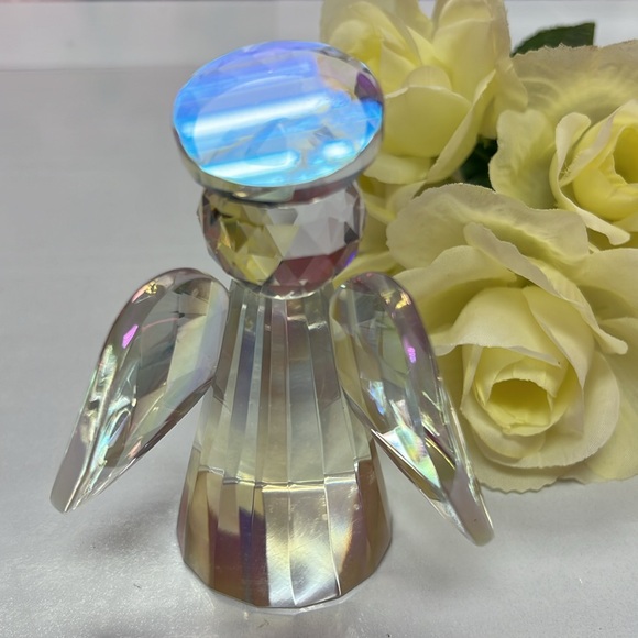 💎CRYSTAL ANGEL 4.5” TALL SPARKLING & BEAUTIFUL 💎 - Picture 4 of 8